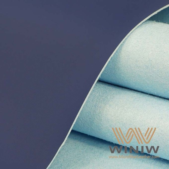 alta qualità di cuoio dell'automobile superiore blu scuro in azione